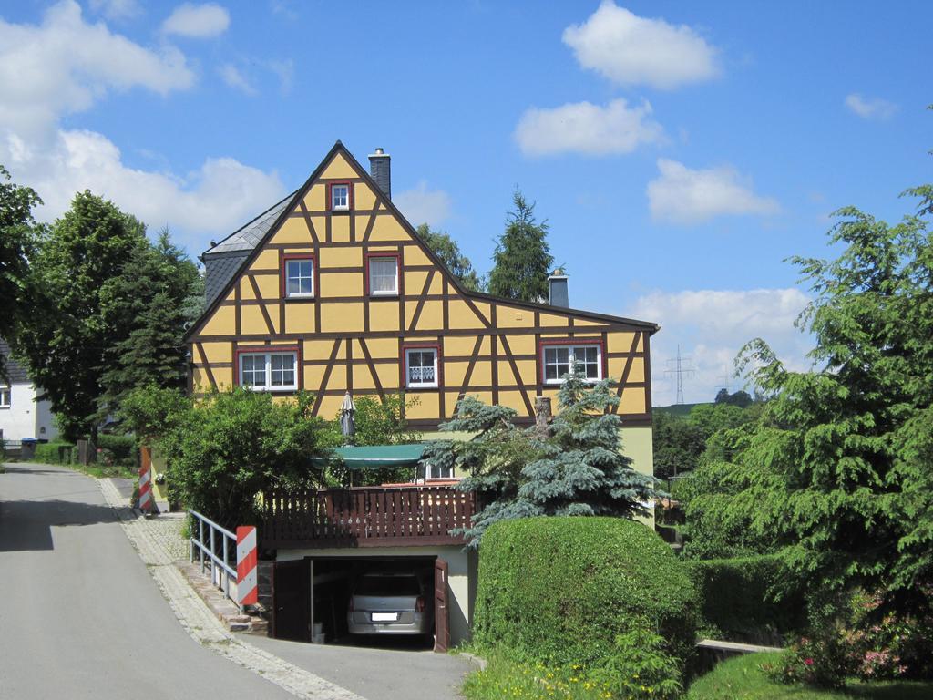 Haus Am Bach Arnsfeld Apartment Exterior photo